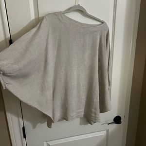 Beautiful dolman sleeve linen top.